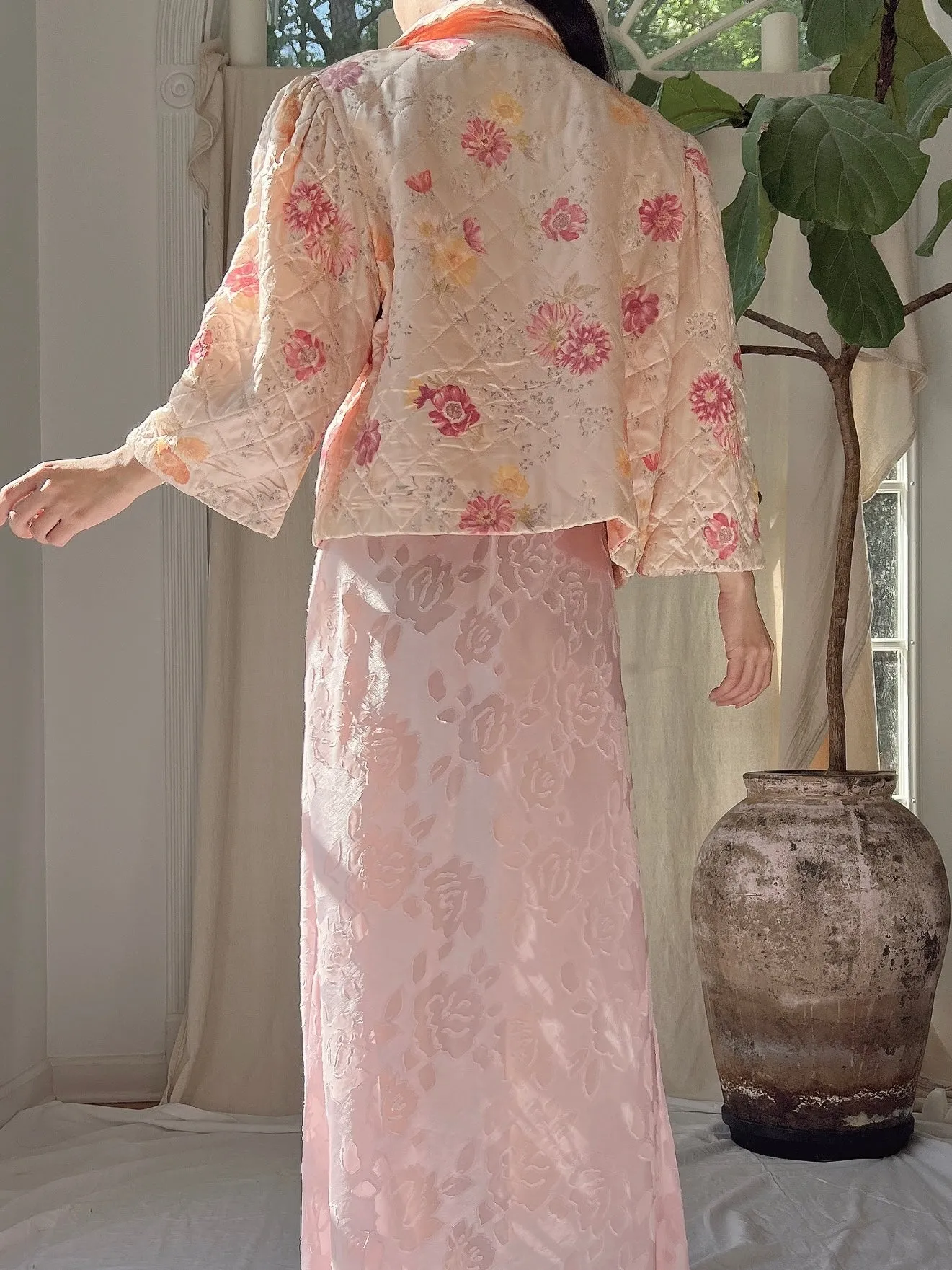 1930s Floral Satin Quilted Jacket - S/M