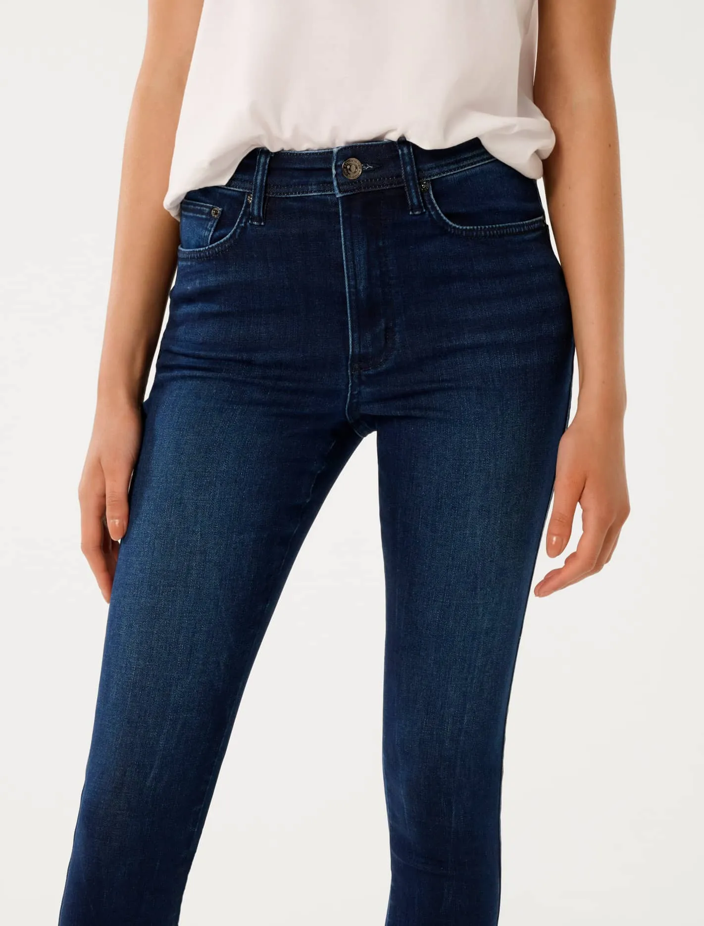 Ashley Mid-Rise Skinny Jeans