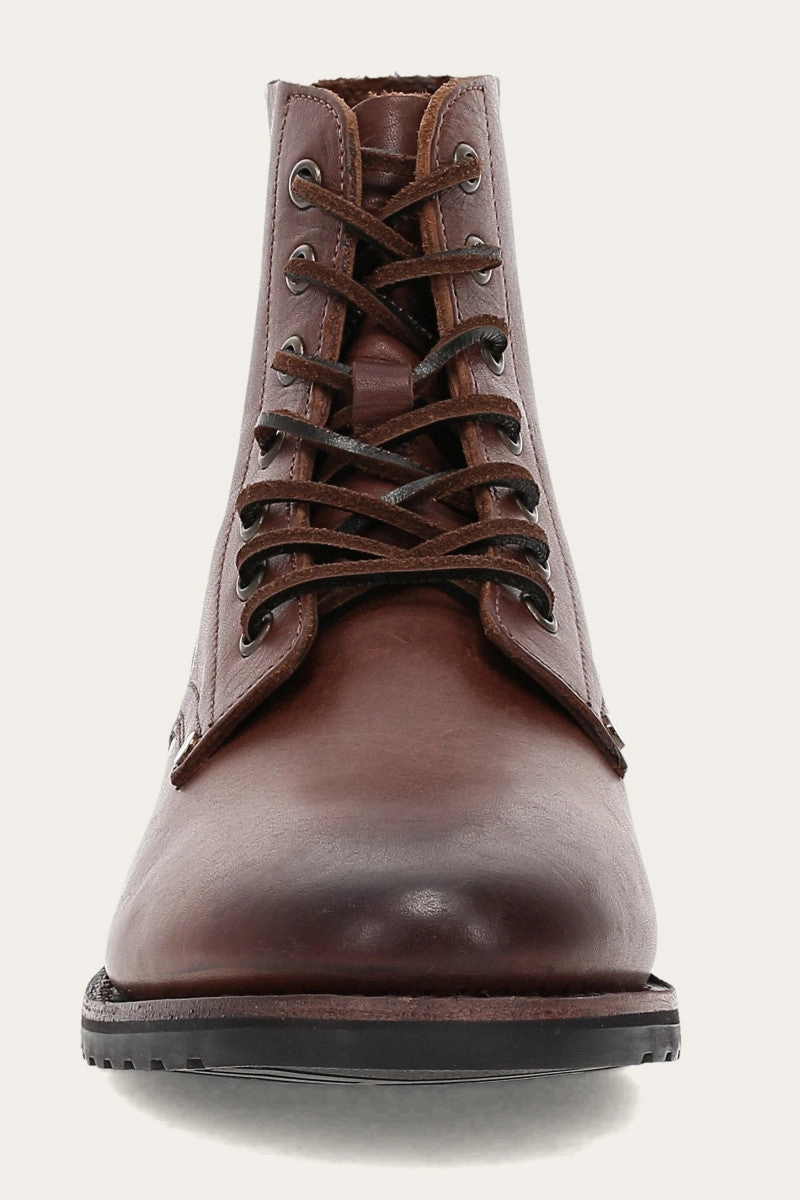Barrett Lace Up