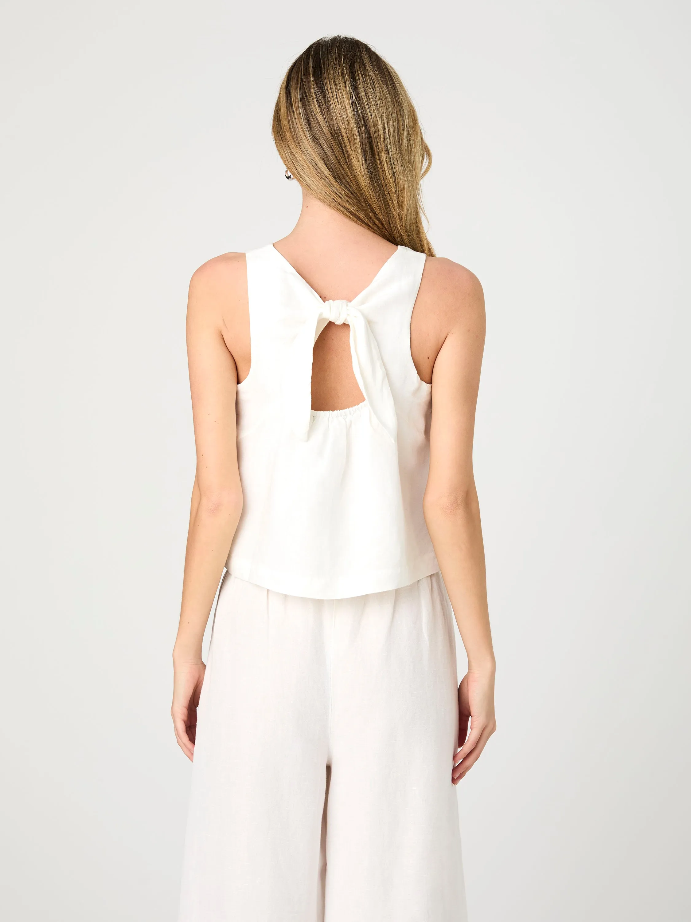 Birdie Linen Swing Top
