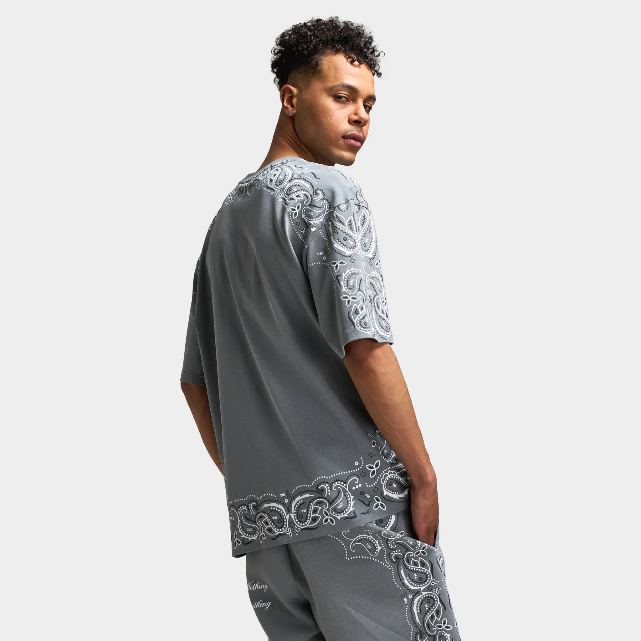 Hoodrich Motif Oversized Graphic T-Shirt Monument / White - Lava Smoke
