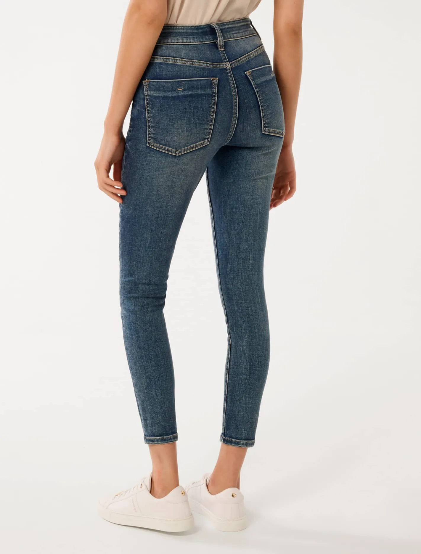 Nala Mid-Rise Skinny Jeans