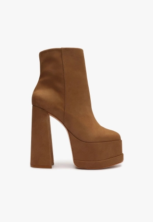 Selene Casual Nubuck Bootie