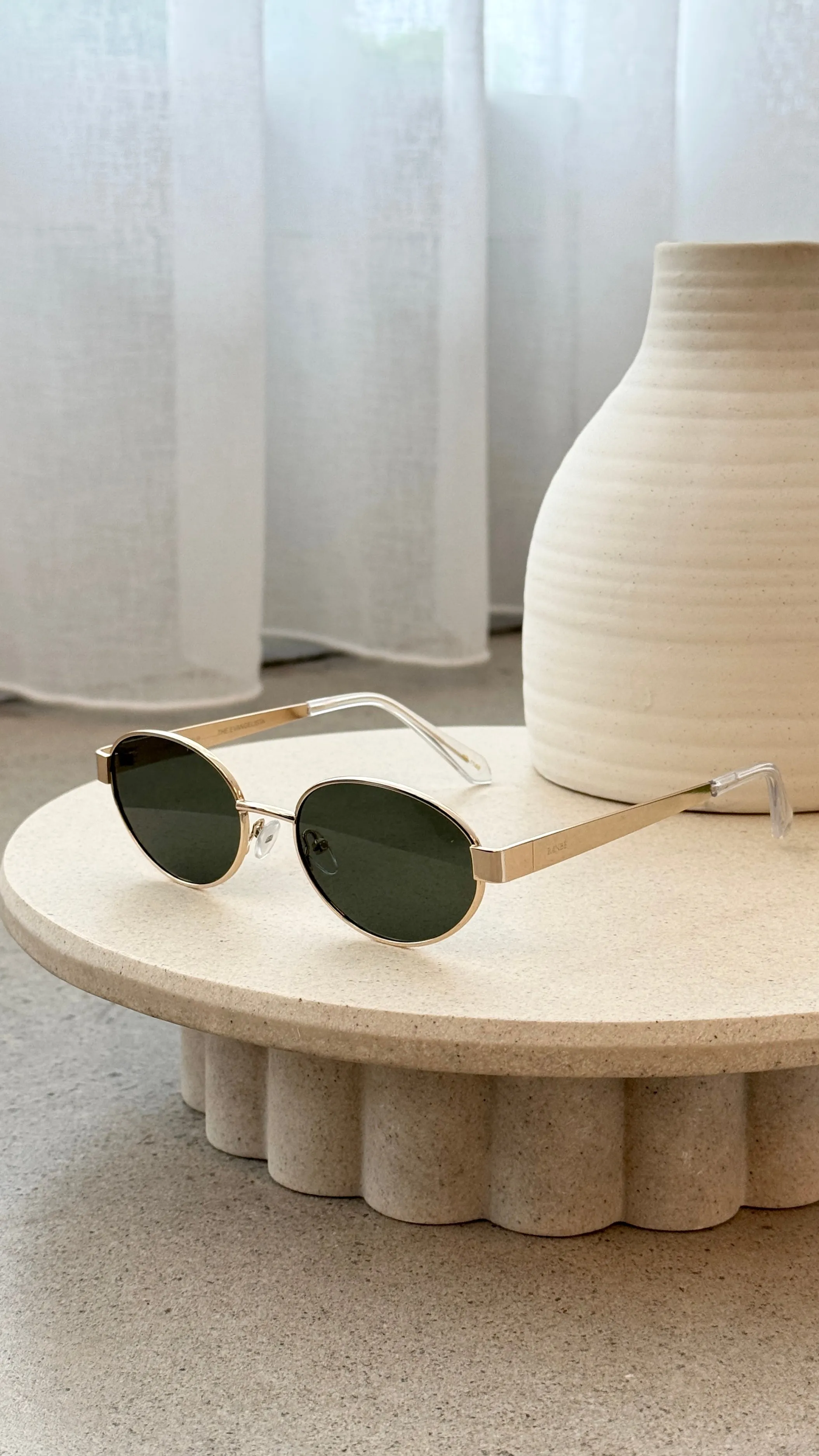 The Evangelista Sunglasses - Gold / Green