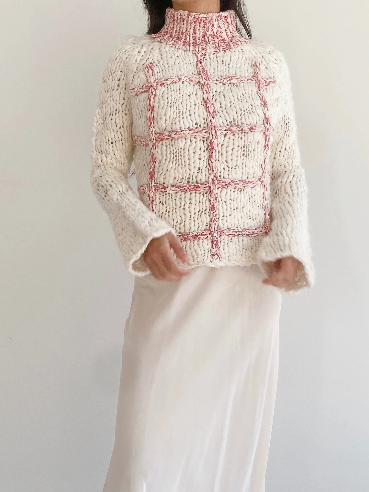 Vintage Hand-Knit Sweater - S