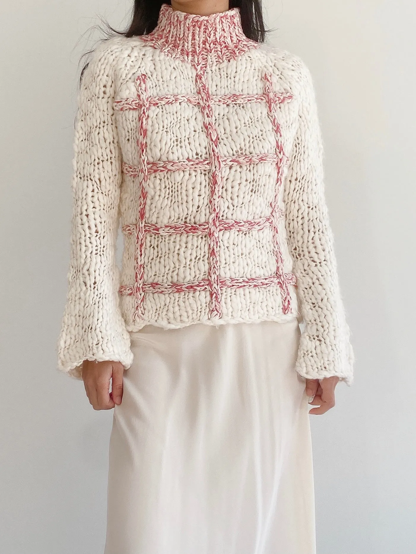 Vintage Hand-Knit Sweater - S