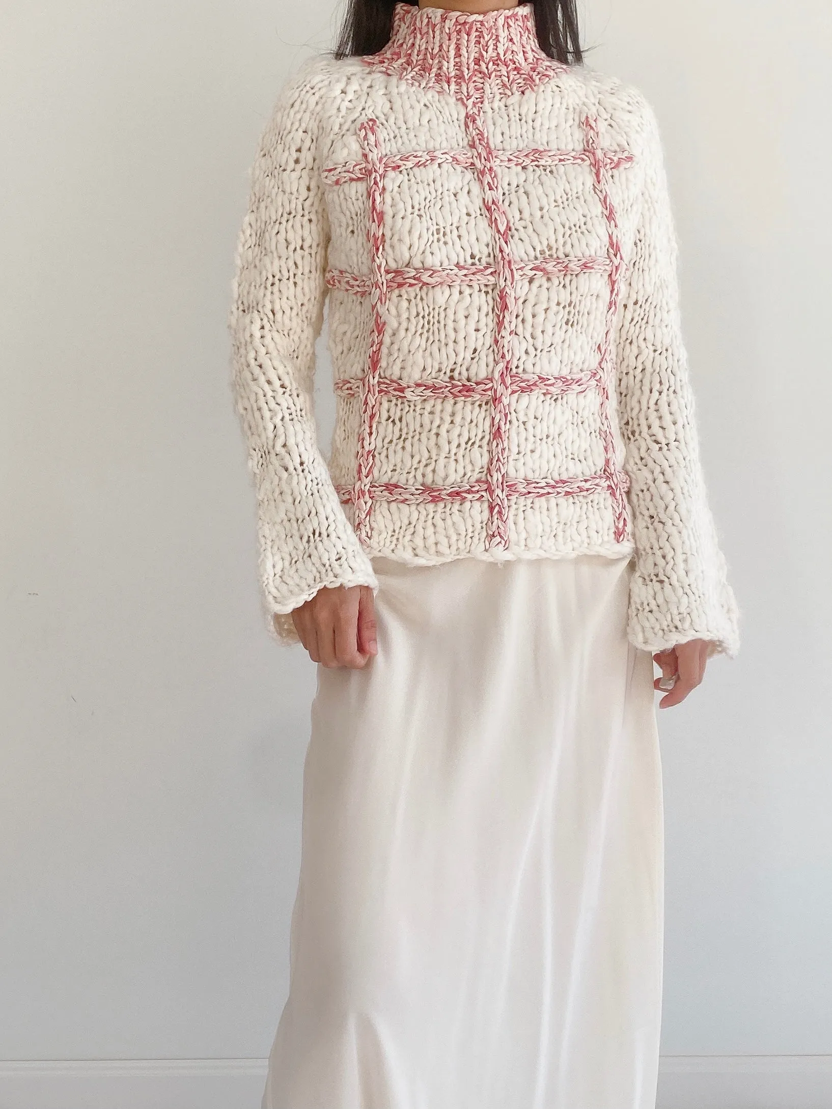 Vintage Hand-Knit Sweater - S