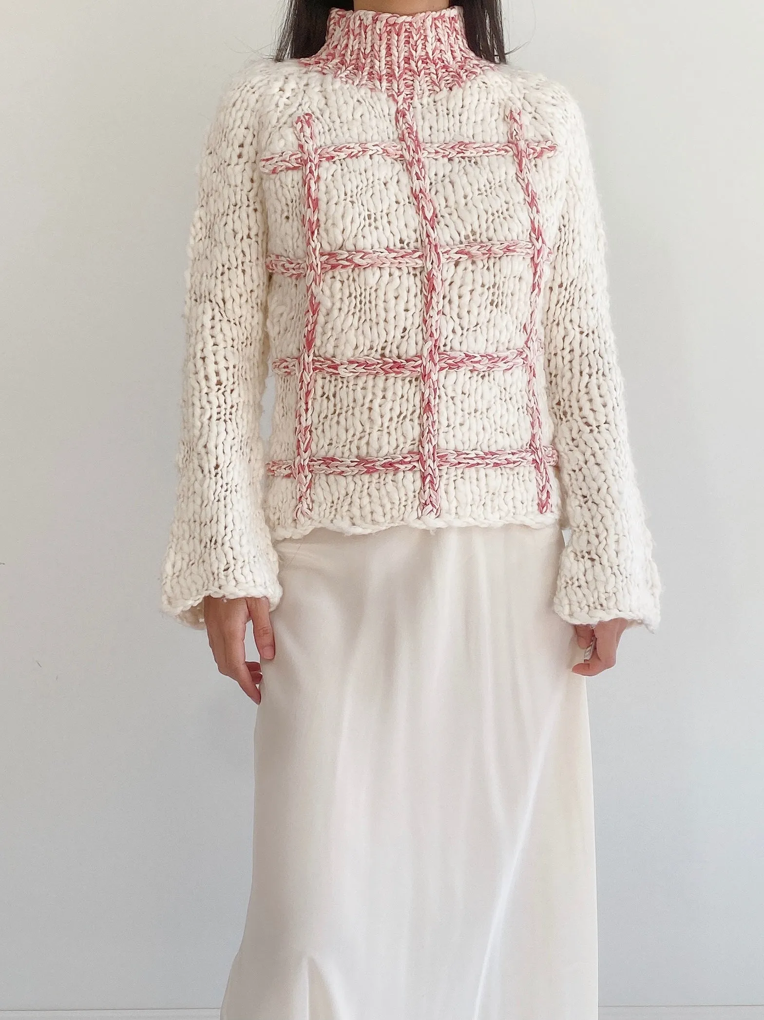 Vintage Hand-Knit Sweater - S