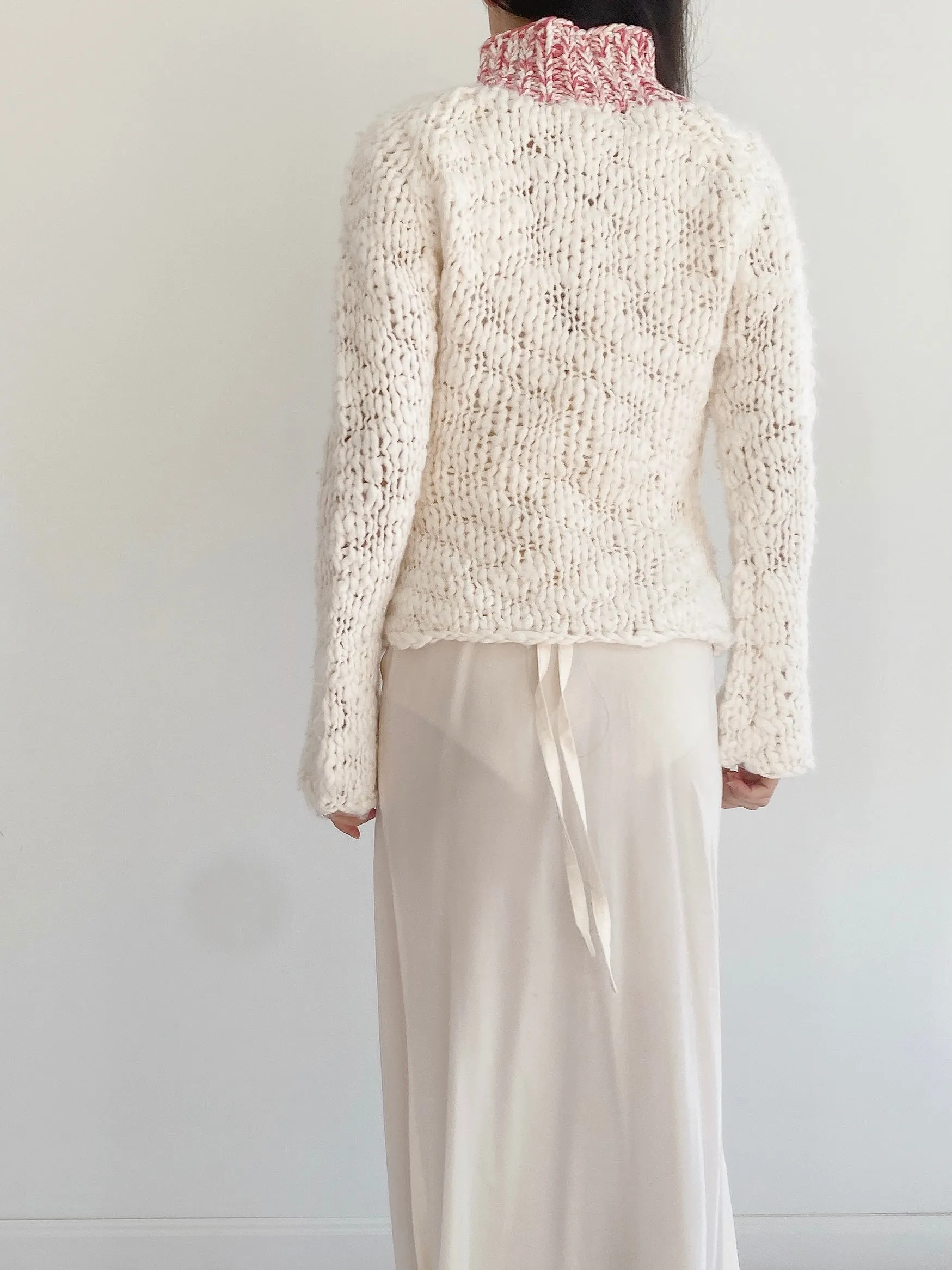 Vintage Hand-Knit Sweater - S